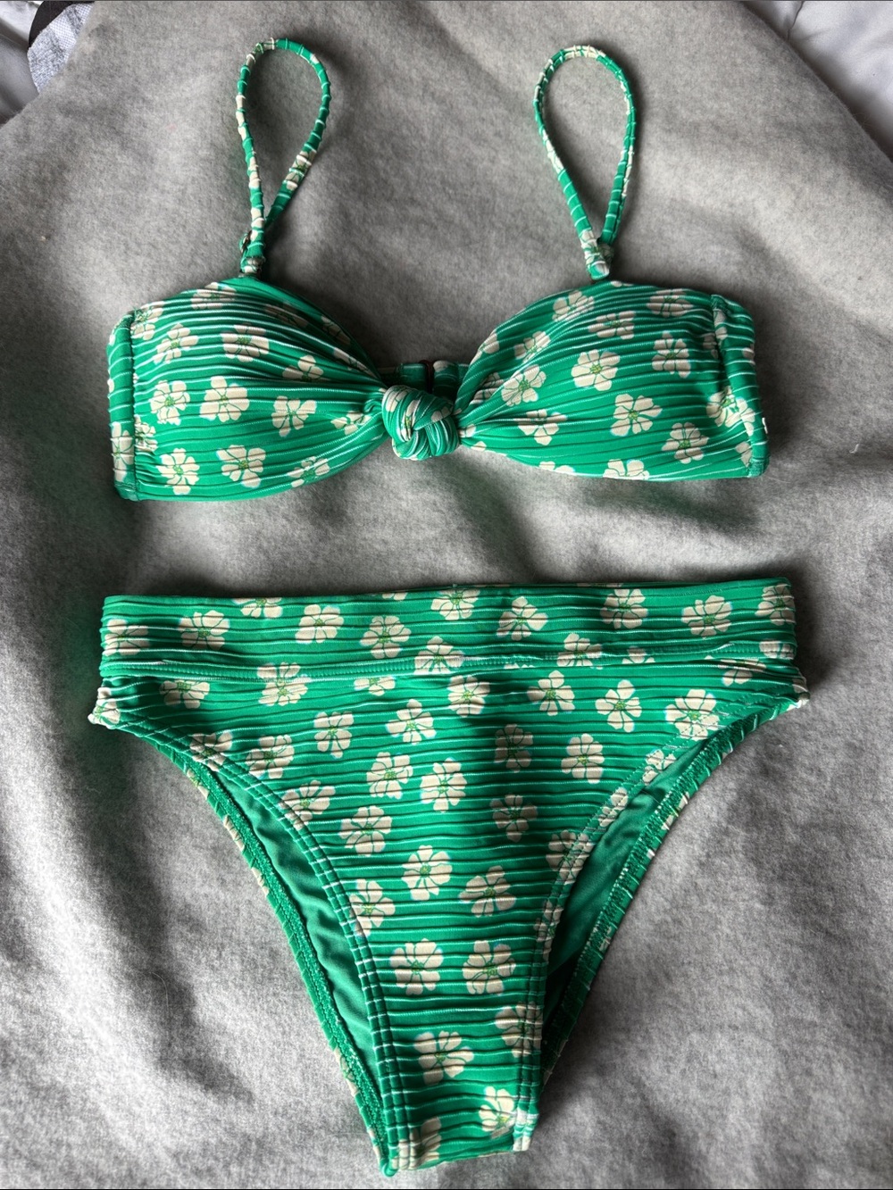Billabong x Wrangler 🌴 Goin’ Green Ribbed Lulu Bandeau Top | Maui Rider Bottom